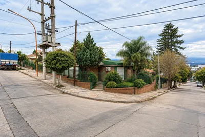 Casa en venta en Barrio Miguel Muñoz – Villa Carlos Paz - 13 de febrero y Tupungato, Villa Carlos Paz